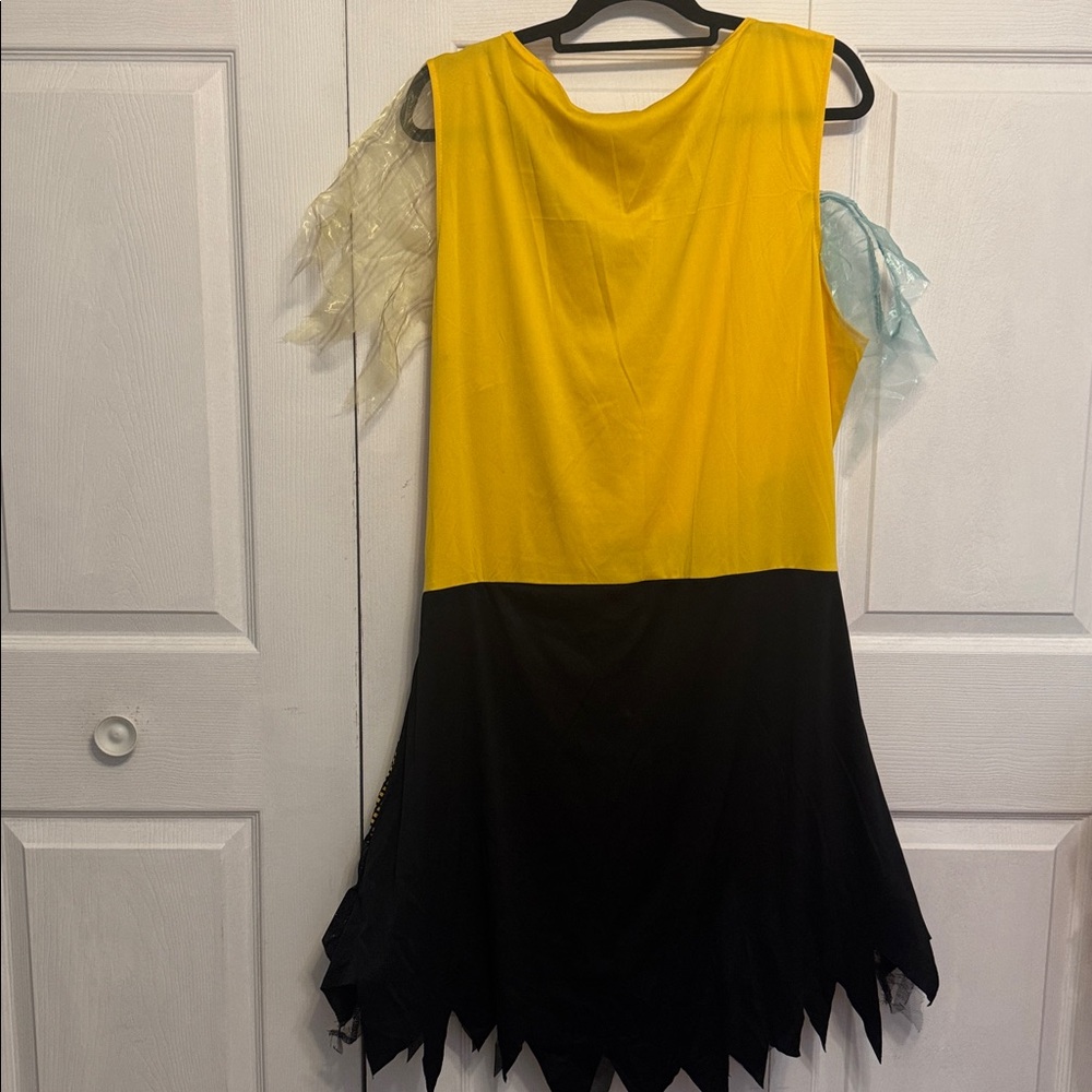 Sally The Nightmare Before Christmas costume - Picture 3 of 3